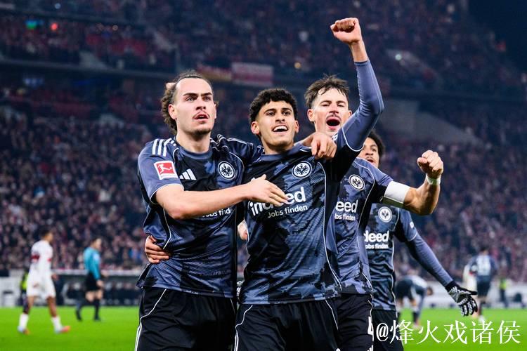 德甲综合:斯图加特逆转法兰克福 汉堡与“药厂”比赛延期 德甲综合:斯图加特逆转法兰克福 汉堡与“药厂”比赛延期